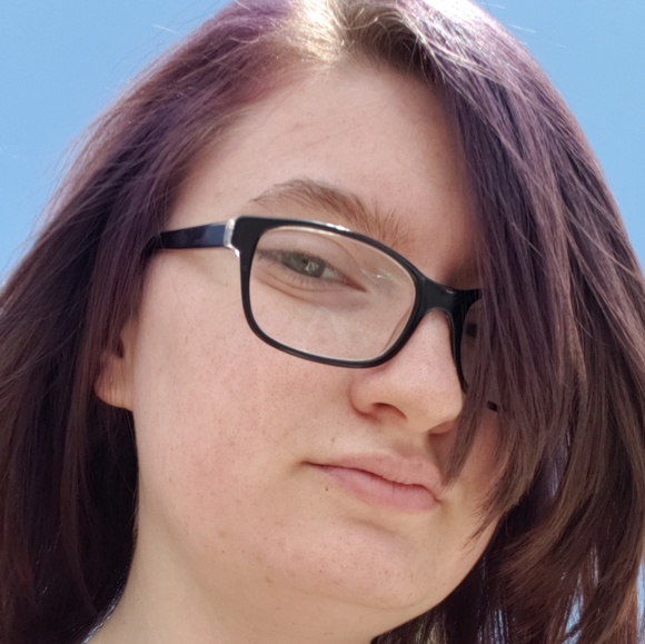 Clothes, shoes, and bags - Picture 2 of 2